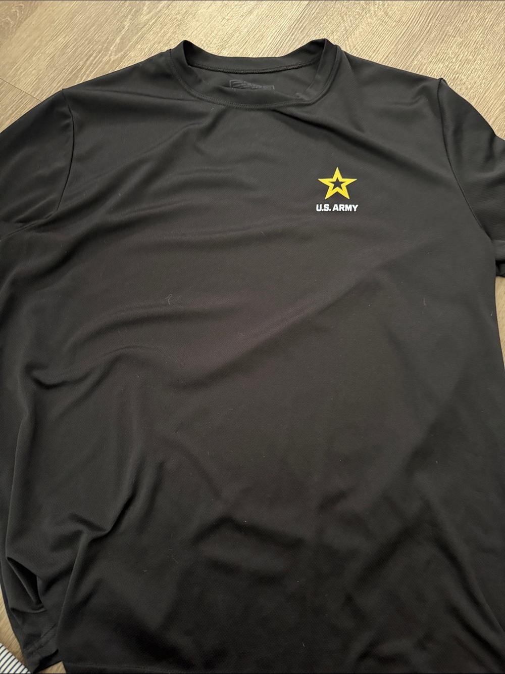 U.S. Army Black short Sleeve Performance Tee with Yellow Star